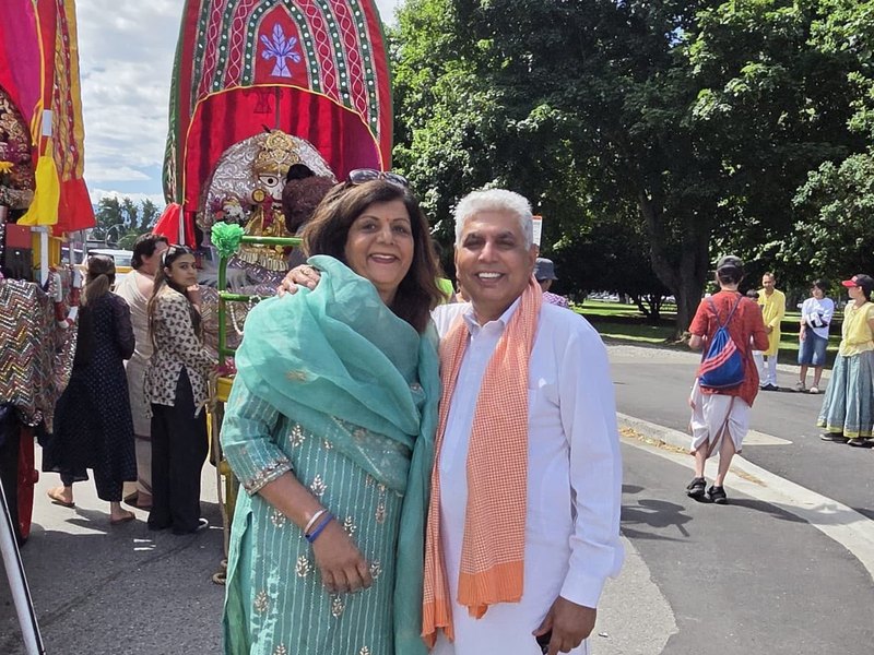 Mohini Singh with Ashok Mohan at a community festival